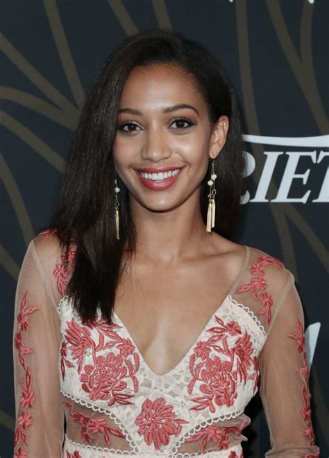 how tall is samantha logan|Samantha Logan Height in cm, Meter, Feet and。